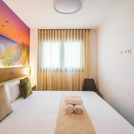 Huelin Edificio Apartahotel 4*