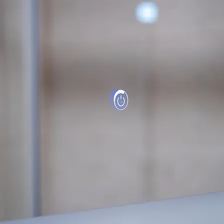 Ξενοδοχείο με διαμερίσματα Huelin Edificio 4*