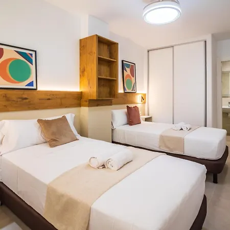 Huelin Edificio Apartahotel