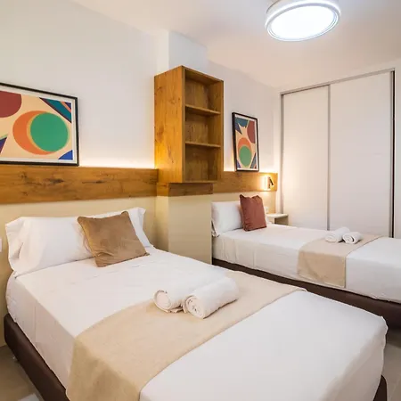 Huelin Edificio 4* Μάλαγα