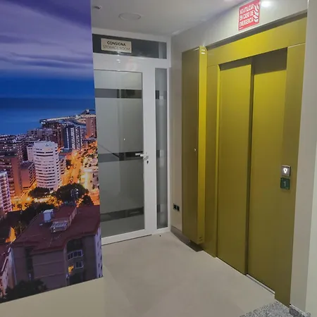 Huelin Edificio Lejlighedshotel 3*