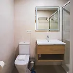 Huelin Edificio アパートホテル 3*