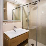 Huelin Edificio アパートホテル