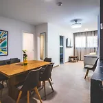 アパートホテル Huelin Edificio