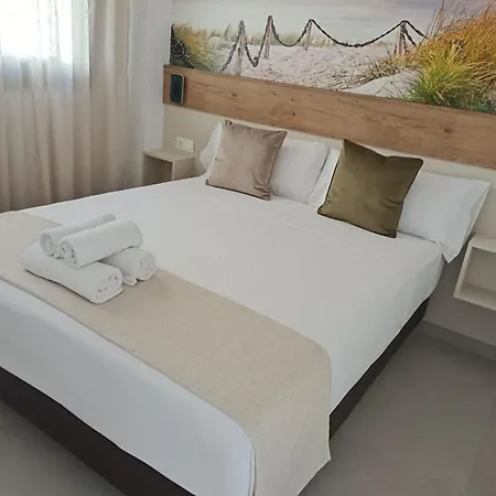 Huelin Edificio Апарт-отель 3*