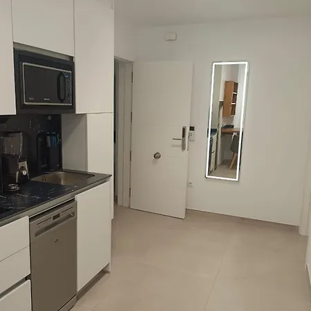 Huelin Edificio 3* Малага