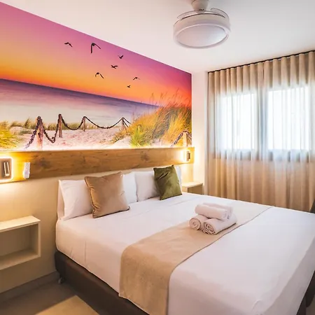 Huelin Edificio 3* Малага