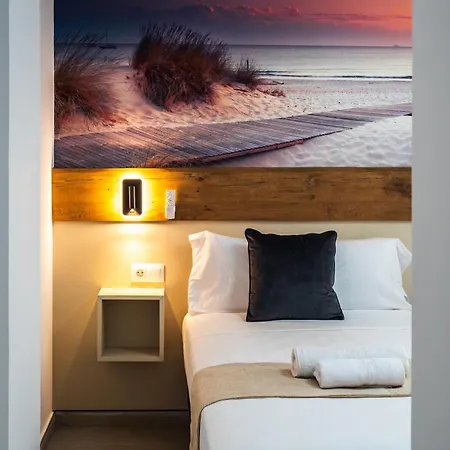 Huelin Edificio Апарт-отель 3*