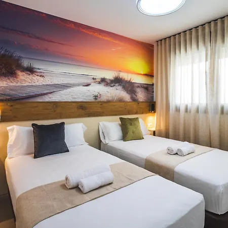Huelin Edificio 3*