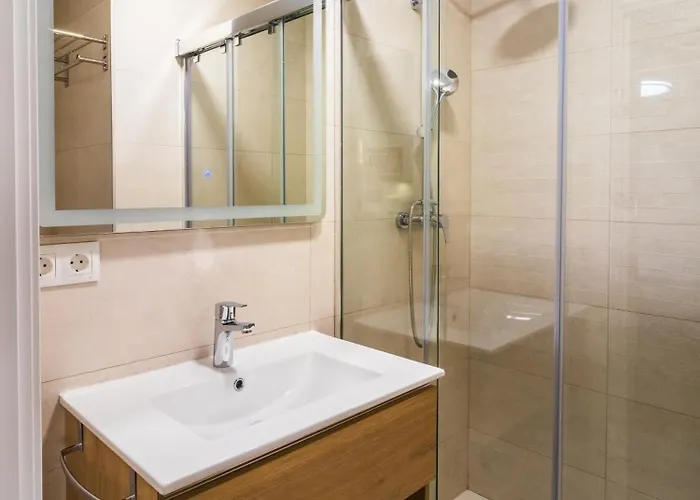 Huelin Edificio 아파트호텔